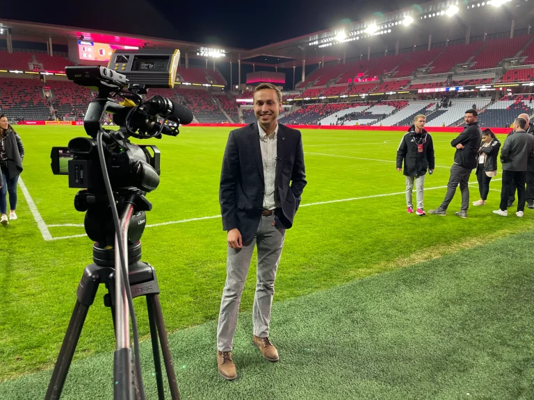 sports broadcasting jobs