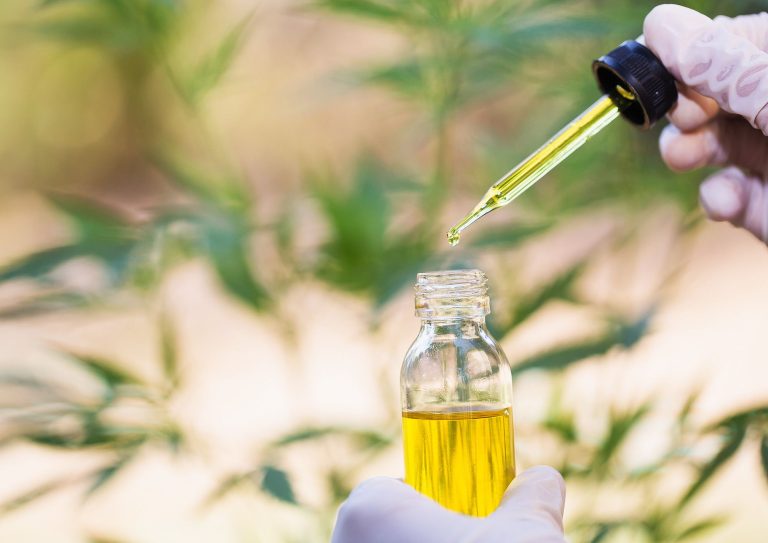 CBD Oil: How It Works and Its Potential Health Benefits